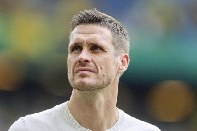 凱爾：傷病影響，陣容薄弱，未達標準。