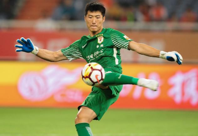 王大雷失誤，魯能新門將接替，下季馳援。