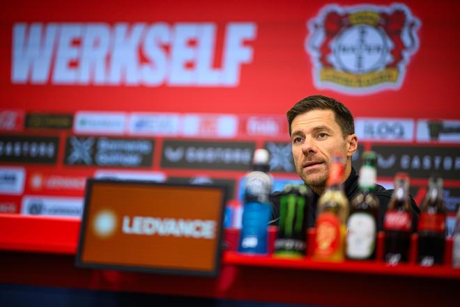 阿隆索隊(duì)四人缺席，奧涅卡入圍大名單。