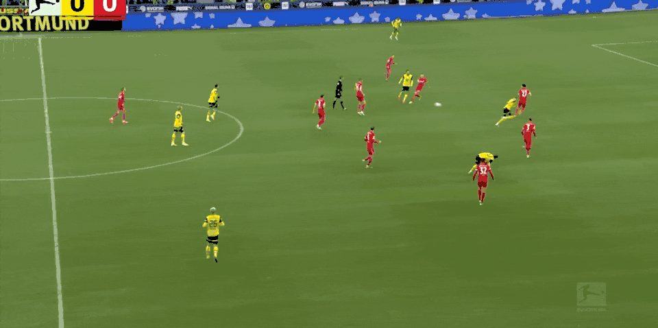 德甲半場(chǎng)，拜爾、恩梅查進(jìn)球，多特2-0領(lǐng)先弗賴(lài)堡。