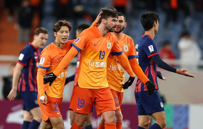 上港勝，王大雷神勇，中超兩隊(duì)給力！