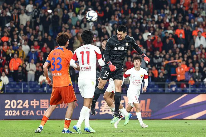 亞冠戰(zhàn)缺5人，泰山隊4人缺席或可慶幸。