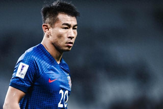 足球報(bào)：申花亞冠三戰(zhàn)一分，賽程與旅途影響顯著。