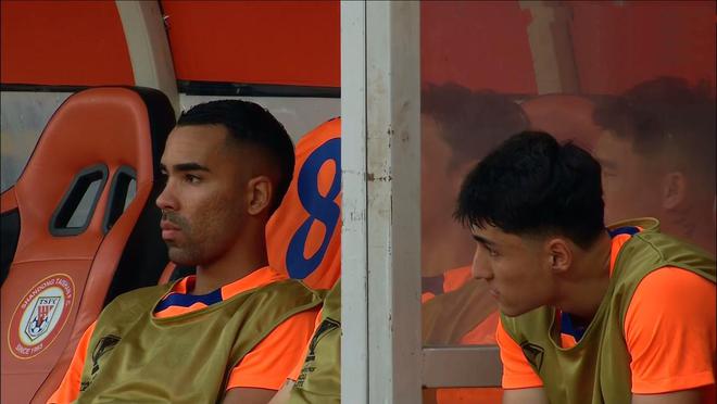 小德足援、費(fèi)南多歸申花、泰山功勛或退、七外援棄三。