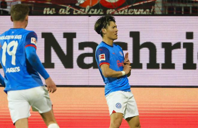 町野修斗德甲獨(dú)造4球，未進(jìn)日本國(guó)家隊(duì)，25歲表現(xiàn)亮眼。