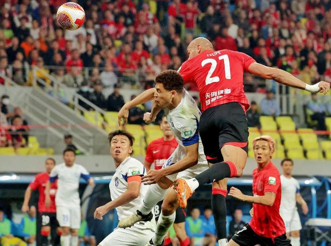 姚夏成功引援，兩位國腳加盟成都蓉城冬窗隊