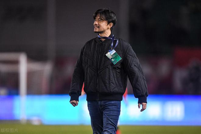 祝賀！謝暉簽約法乙射手王，攜手譚龍助陣長(zhǎng)春亞泰，沖擊亞冠。