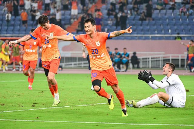 廖力生轉(zhuǎn)會(huì)成都，泰山隊(duì)雪上加霜，崔康熙奪冠無望。