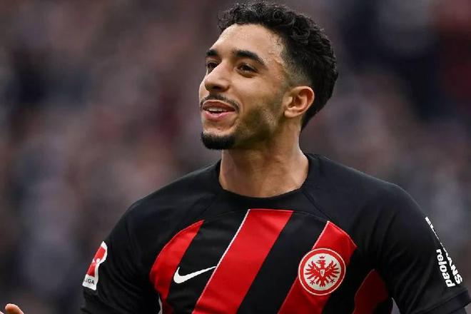 電訊報：曼城報價馬爾穆什，下周與法蘭克福商談。