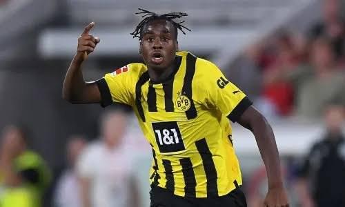 吉滕斯受多隊球探關(guān)注，包括利物浦&切爾西