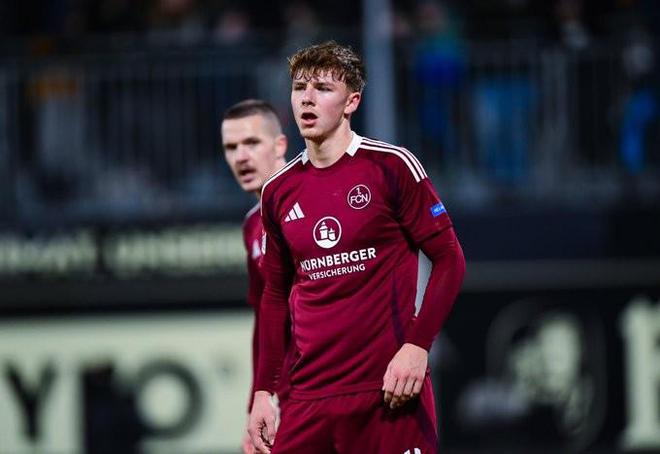 德天：西漢姆聯(lián)夏窗引援新援，18歲中衛(wèi)耶爾奇自紐倫堡加盟。