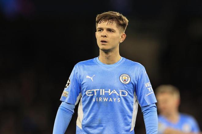 美因茨欲租借曼城球員麥卡蒂，已啟談判。