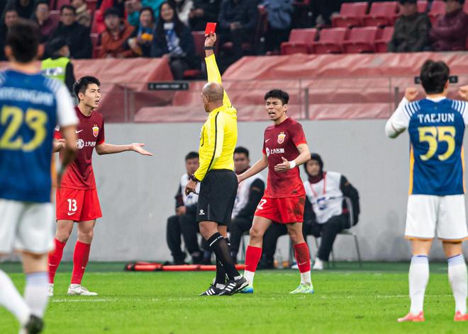 官方：魏震禁賽三場，罰款兩千美元，亞冠對光州紅牌罰下