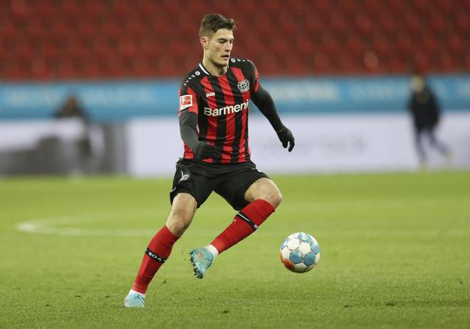 ?？耍豪諑焐憩F(xiàn)佳，萊比錫主場勝出難。