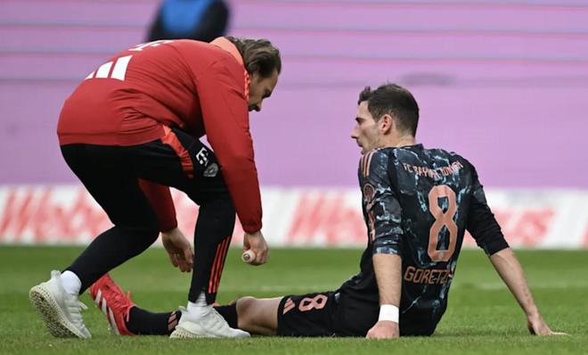 拜仁：格雷茨卡大腿拉傷，將缺席數(shù)日