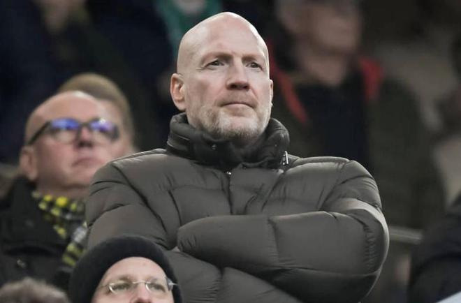 埃芬博格反對(duì)公開(kāi)批評(píng)多特及沙欣難堪