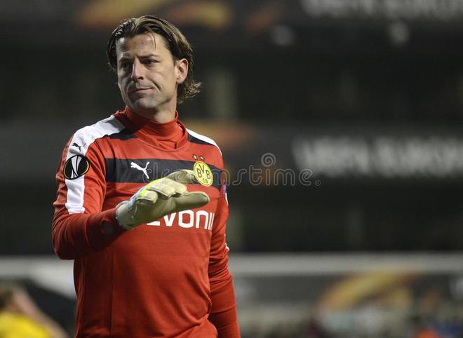 魏登費勒：烏爾比希應上場德甲，不宜拜仁替補。