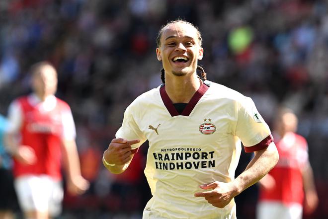 萊比錫給西蒙斯年薪1200萬歐，隊(duì)史最高薪