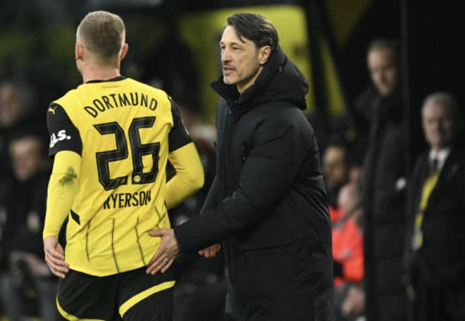 多特蒙德紅牌數(shù)德甲第一