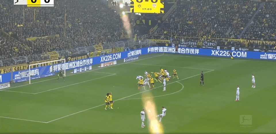 德甲半場：夏博特進(jìn)球無效，恩達(dá)夫錯失良機(jī)，多特斯圖加特戰(zhàn)平0-0。