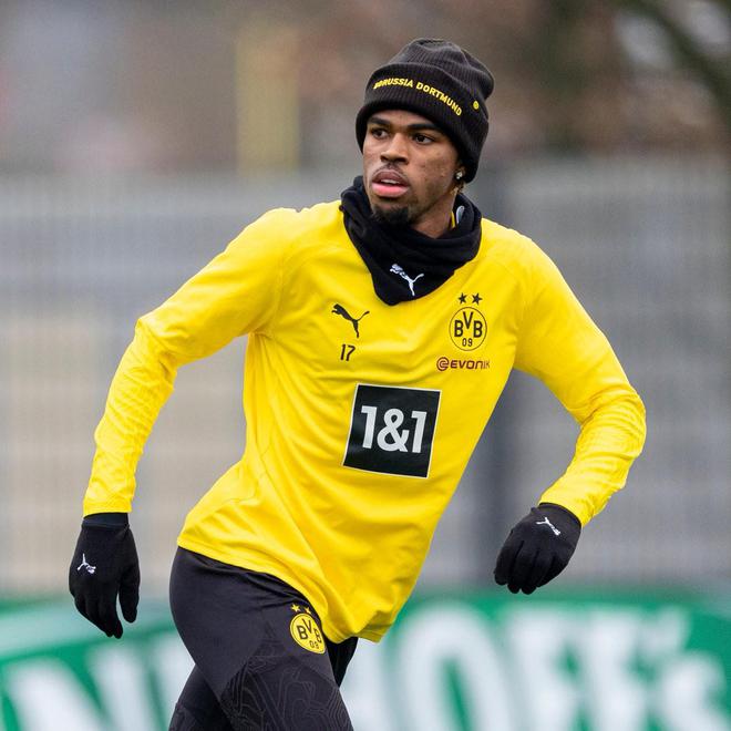 多特丘庫埃梅卡因膝傷缺席比賽