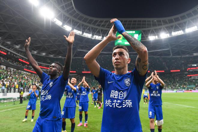 中超冠軍外援加盟青島，攜手造70球，助隊沖擊亞冠！高級聯(lián)隊！