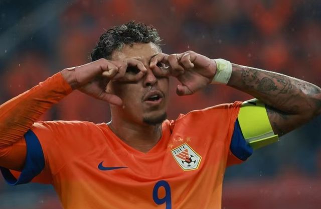 國足歸化勢在必行！克雷桑獨球戲韓國，四數(shù)據(jù)領(lǐng)跑全場！