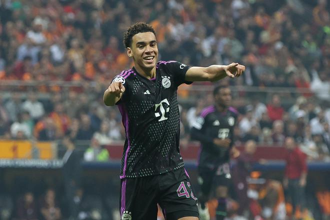 德雷森堅信穆西亞拉續(xù)約，以他及戴維斯等人為基石建隊未來。