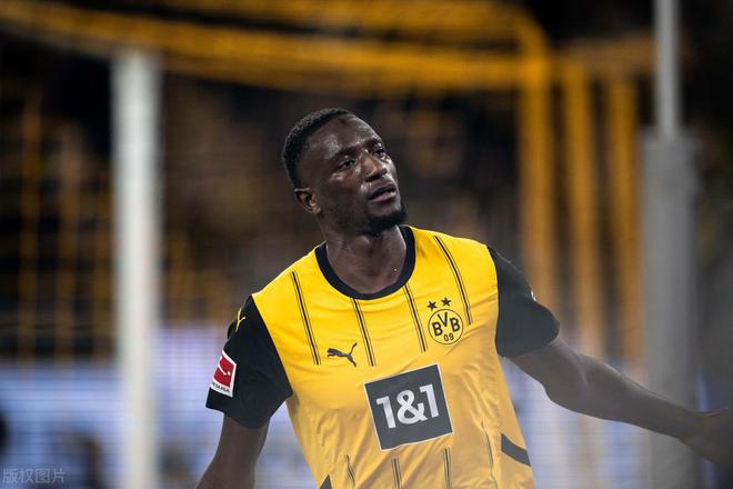 德甲戰(zhàn)報(bào)：勒追拜仁差5分，多特狂勝6球止連敗