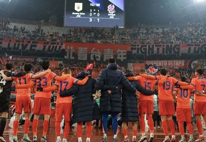 泰山重罰退賽，亞足聯(lián)禁一年+退金