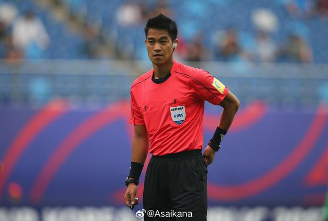 亞冠八強(qiáng)戰(zhàn)海港對(duì)陣橫濱，由金鐘赫?qǐng)?zhí)法。