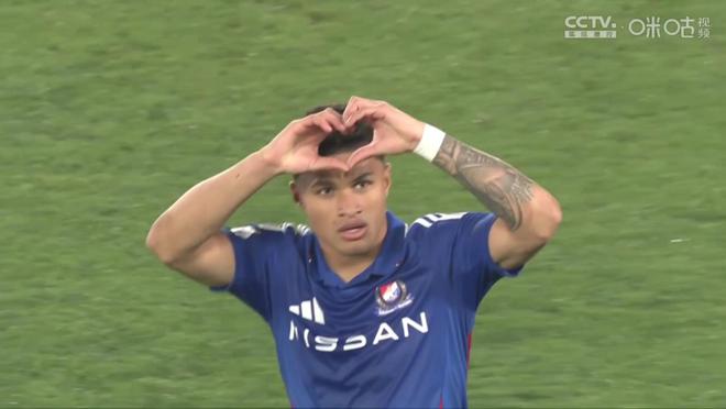 上海海港亞冠遭橫濱水手5球橫掃，4連敗無緣8強。