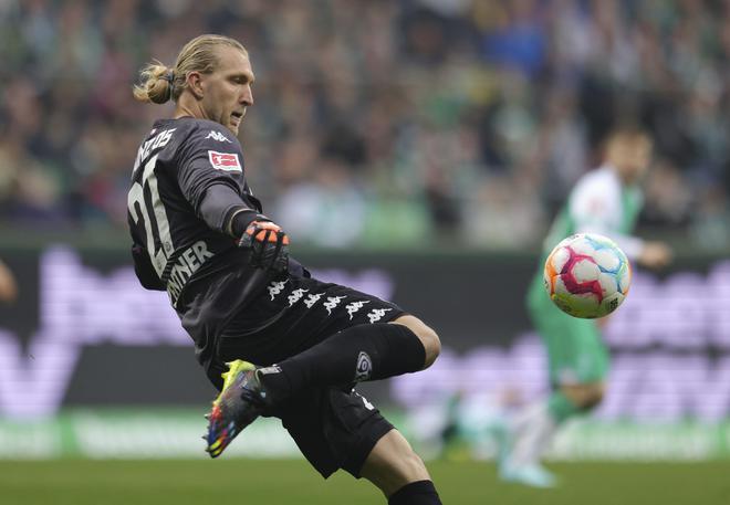 新人進(jìn)德國(guó)隊(duì)，馬特烏斯贊美岑特納門將表現(xiàn)。