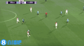 特謝拉胸停半轉(zhuǎn)側(cè)勾，險(xiǎn)些破門！