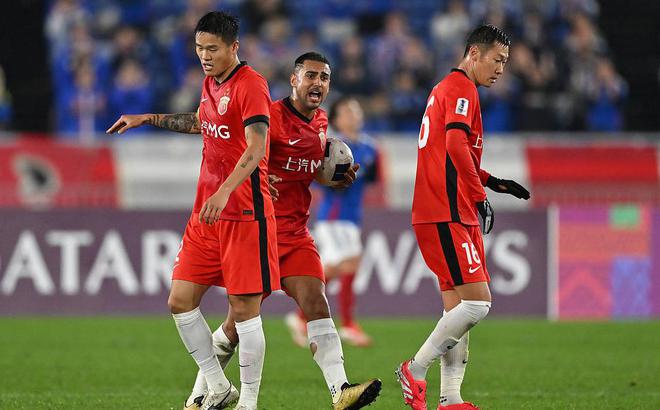 中超隊慘敗，2球進9球丟，全軍覆沒無緣C羅。