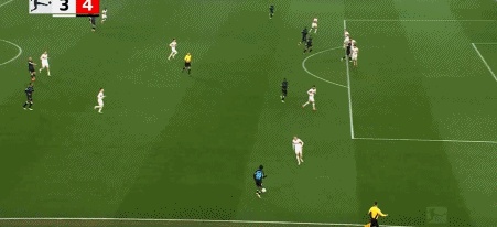 弗林蓬傳中，?？似崎T，勒沃庫(kù)森反超！