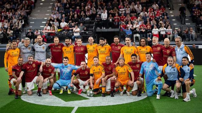 貝肯杯傳奇賽：拜仁4-0皇馬奪冠，斯圖加特季軍。