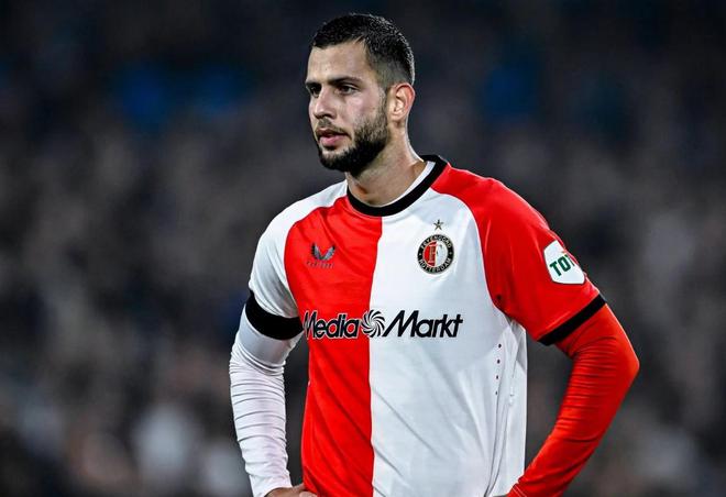 斯基拉：勒沃庫(kù)森盯上費(fèi)耶諾德中衛(wèi)漢茨科