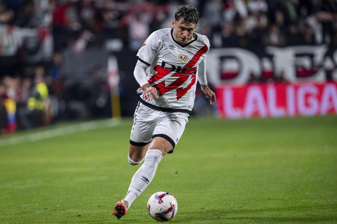 勒沃庫(kù)森欲簽拉蒂烏，面臨巴薩、馬競(jìng)等隊(duì)競(jìng)爭(zhēng)。