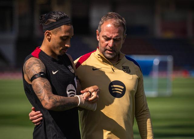 弗里克執(zhí)教拜仁、巴薩對多特6戰(zhàn)全勝，場均3球