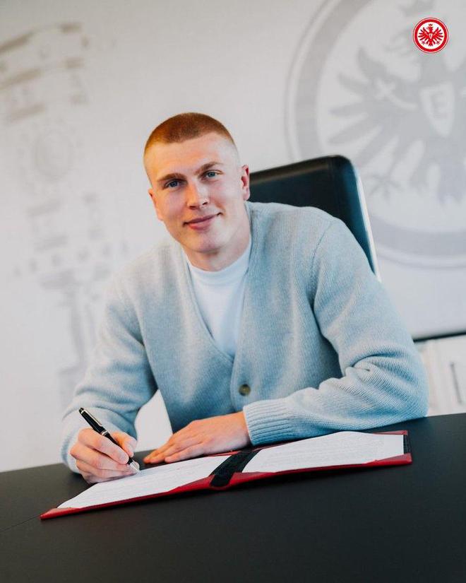 官方買斷：法鷹簽約利茲聯后衛(wèi)克里斯滕森，費用900萬歐。