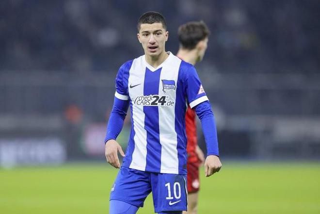 德天：藥廠馬扎深度談判，俱樂(lè)部信心足。