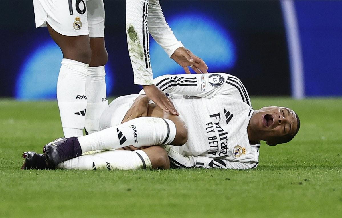 記者：姆巴佩右腳踝扭傷，預(yù)計(jì)可出戰(zhàn)國(guó)王杯決賽