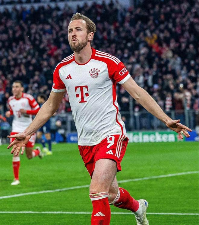 拜仁大勝，凱恩創(chuàng)紀錄，德甲冠軍戰(zhàn)火重燃！