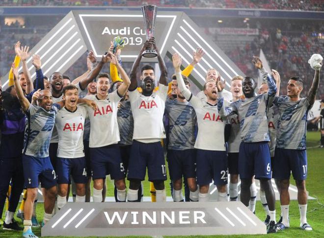 凱恩19年奧迪冠軍照+23年老虎冠軍合影，珍貴瞬間！