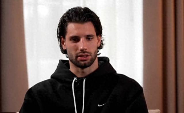 索博，歐冠冠軍夢；與隊(duì)友關(guān)系融洽。