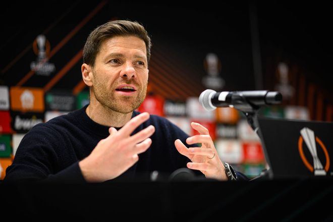 一年內(nèi)主帥離隊，五大核心遭報價，雙冠王面臨解散。