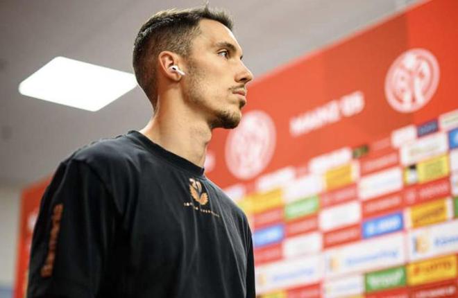 圖片報：格里馬爾多髖部微傷，無大礙。