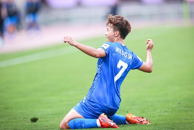 武漢女足亞冠決賽，獎(jiǎng)金豐厚，奪冠可獲百萬(wàn)美元。