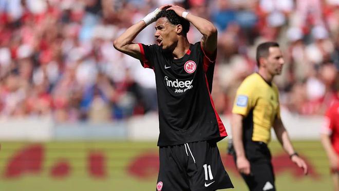 圖片報(bào)：切爾西領(lǐng)跑?；倏烁?jìng)爭(zhēng)，未與法蘭克福接觸。